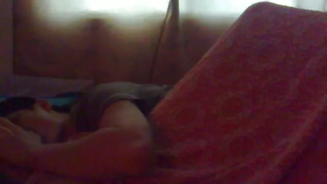 Tetona ébano juega con fakings intercambios de pareja su juguete favorito