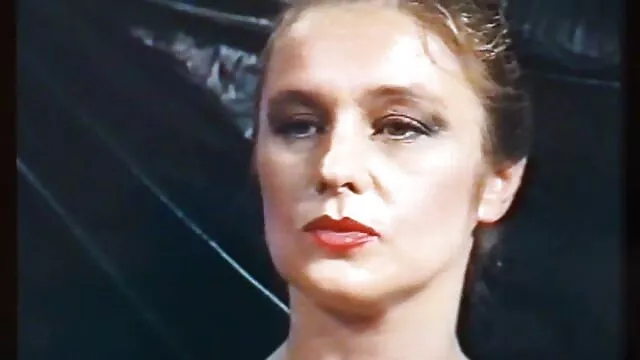 RealBlackExposed - Becky Cohen mostrando vídeos fakings su cuerpo solo por