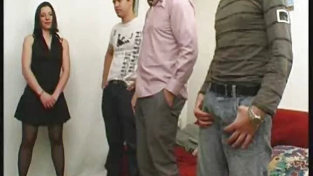 Puedes echar un vistazo ver porno gratis faking a mis bragas mientras estoy frente a la estufa