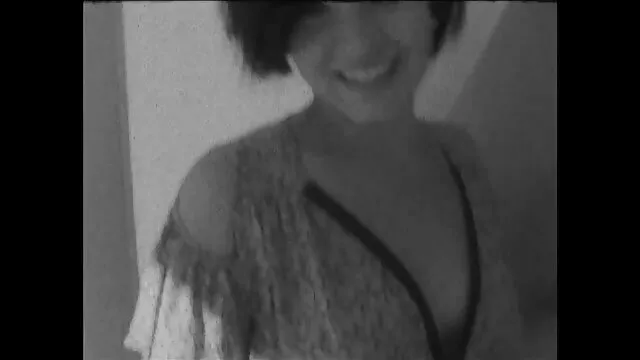 Hermosa pornoespañol fakings rubia de tetas grandes spunker disfruta de una corrida facial