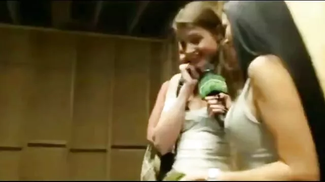 Caliente ébano Aviana Lace folla su estrecho vídeos fakings agujero con consolador