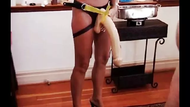 Viejo sucio se videos fakings porno folla a una joven rubia puta