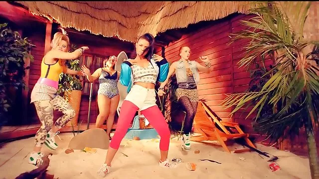 ¡Nadie ha hecho que mi trasero se videos faking en español sienta así! - Ángel Smalls